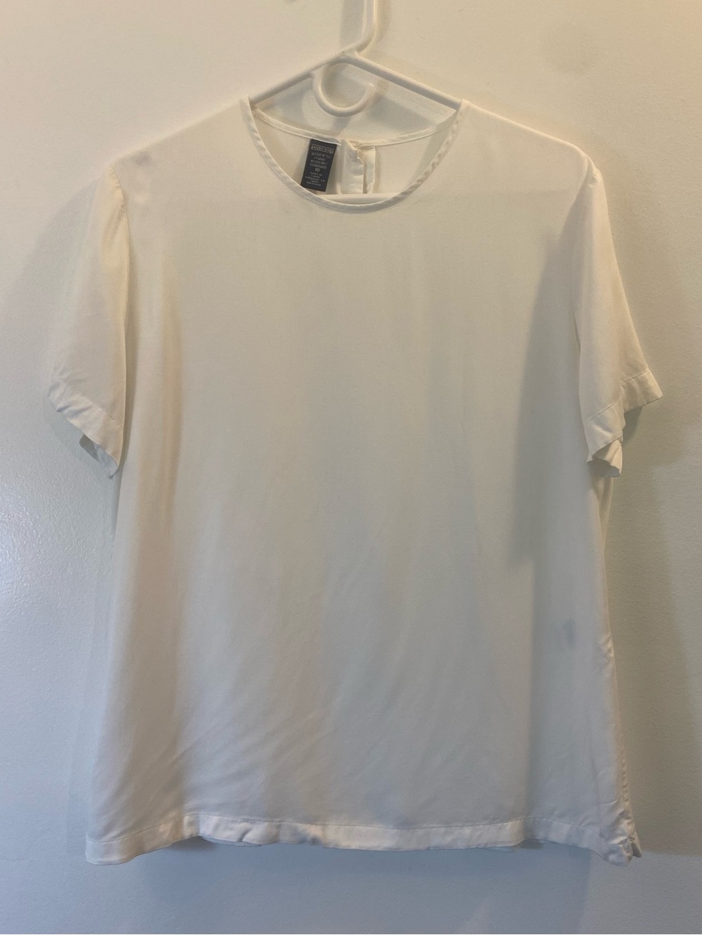 Lands’ End Lightweight White Short-Sleeve Shirt